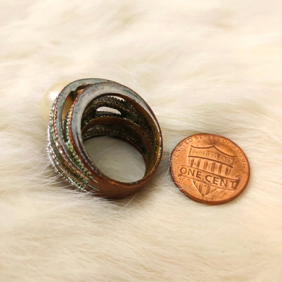 Vintage large pearl ring - Picture 6 of 7